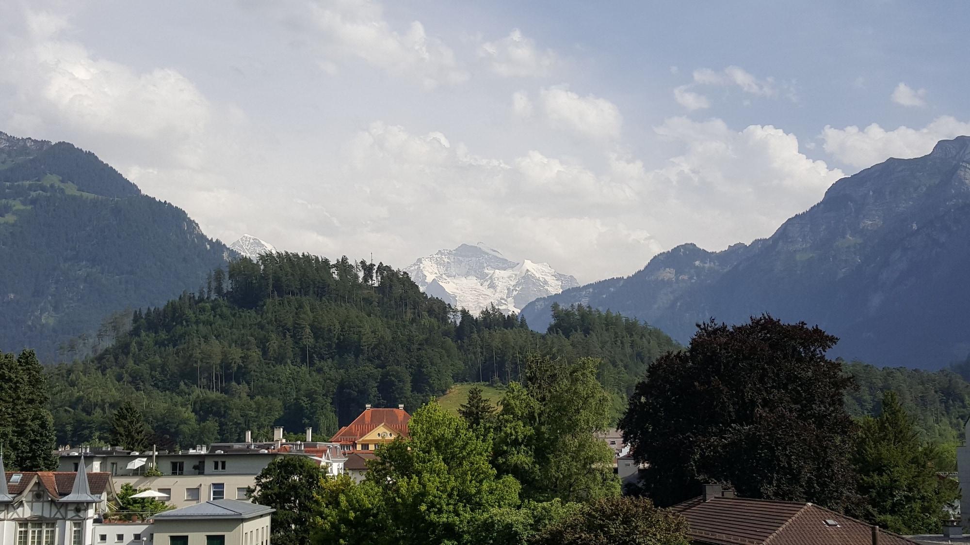 Hotel Bernerhof Interlaken Exterior photo